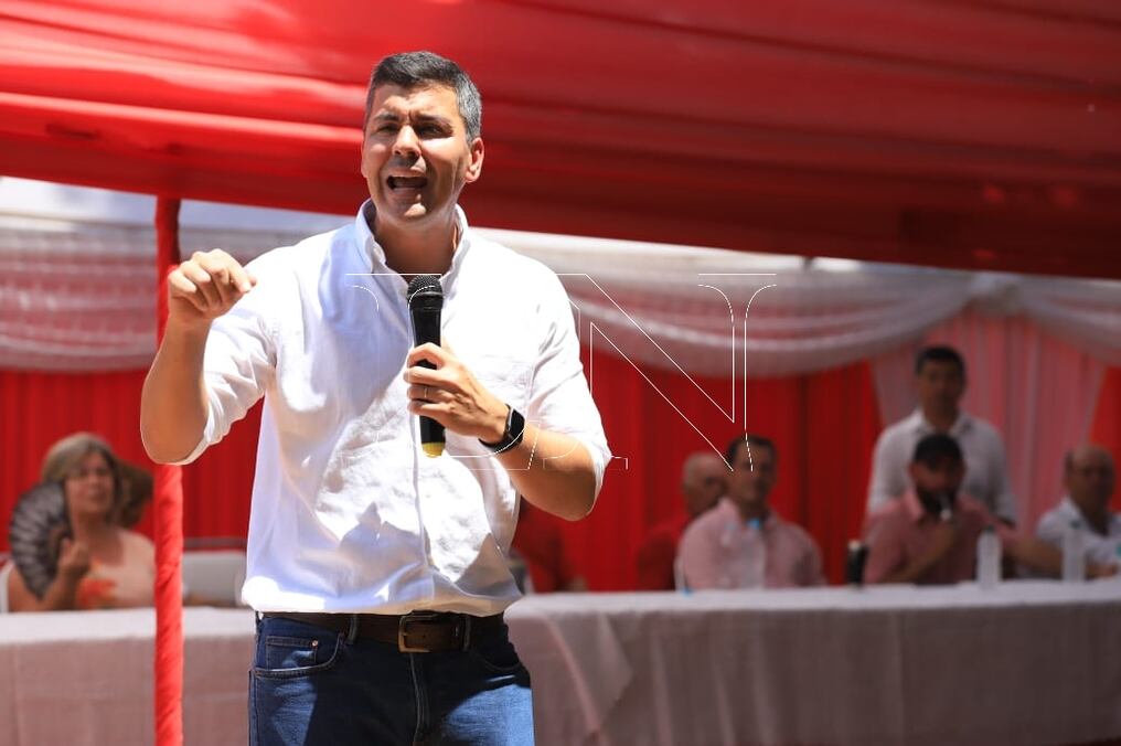 El precandidato presidencial por Honor Colorado se refirió en San Pedro a la entrega del control de Diputados que hizo el oficialismo a la oposición. Foto: Jorge Romero.