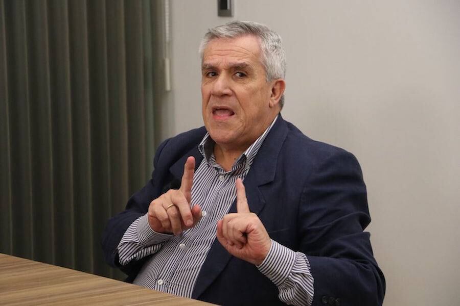 El analista político Horacio Galeano Perrone calificó de tibia la reacción del gobierno brasileño ante la ola de violencia generada por los simpatizantes del expresidente Jair Bolsonaro. Foto: Gentileza.