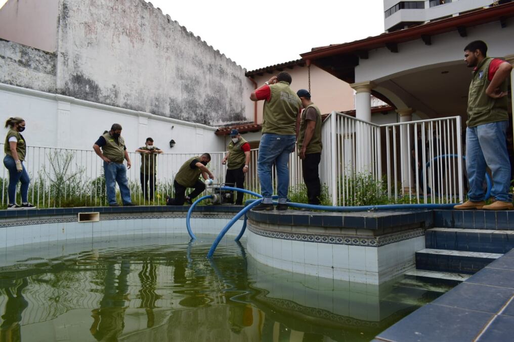 La intervención fue realizada esta mañana y se constató que la vivienda se encuentra en estado de total abandono por sus propietarios. Foto: Gentileza.