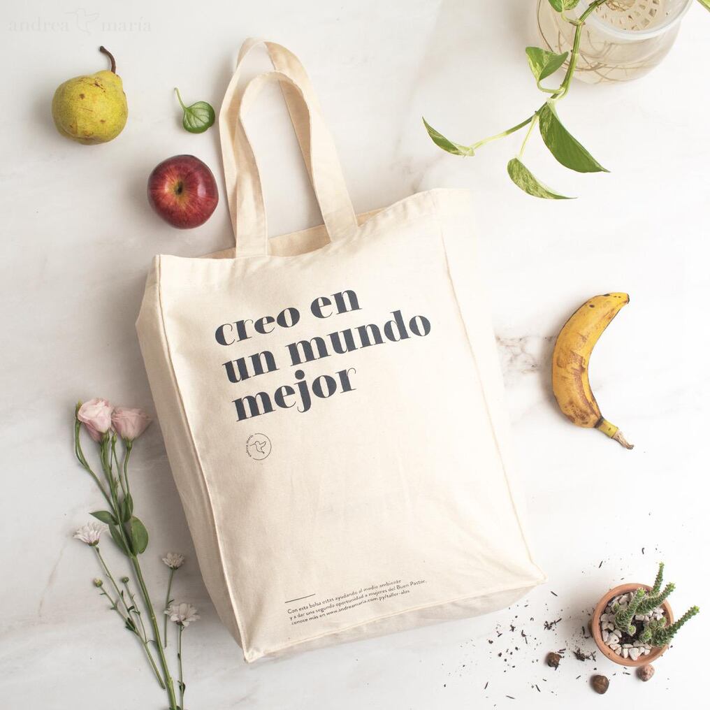 Las bolsas de lienzo hechas en el Buen Pastor son reutilizables y no contaminan el medio ambiente. Foto: Gentileza.