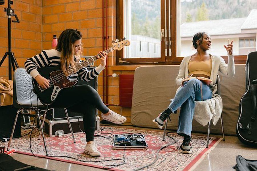 La academia en la que estudia Gaby promociona a los músicos seleccionados durante todo un año. Foto: Gentileza