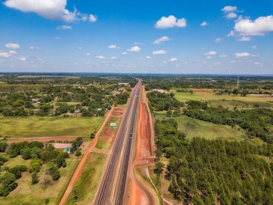 La compra del BID, de bono, constituye un hito importante porque demuestra la confianza de los mercados para invertir en un proyecto de infraestructura a largo plazo en el Paraguay. Foto Archivo.
