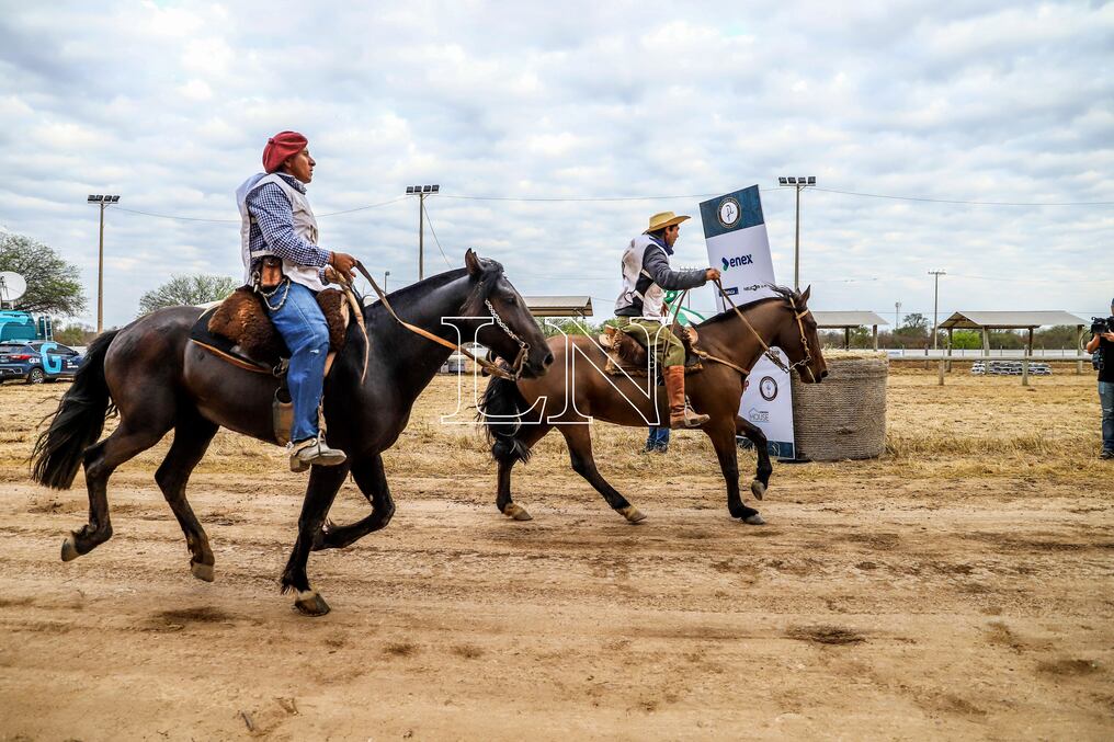 La competencia se está desarrollando con un muy buen nivel y los caballos que llegan a la final evidencian el entrenamiento apropiado. Foto: Carlos Juri.