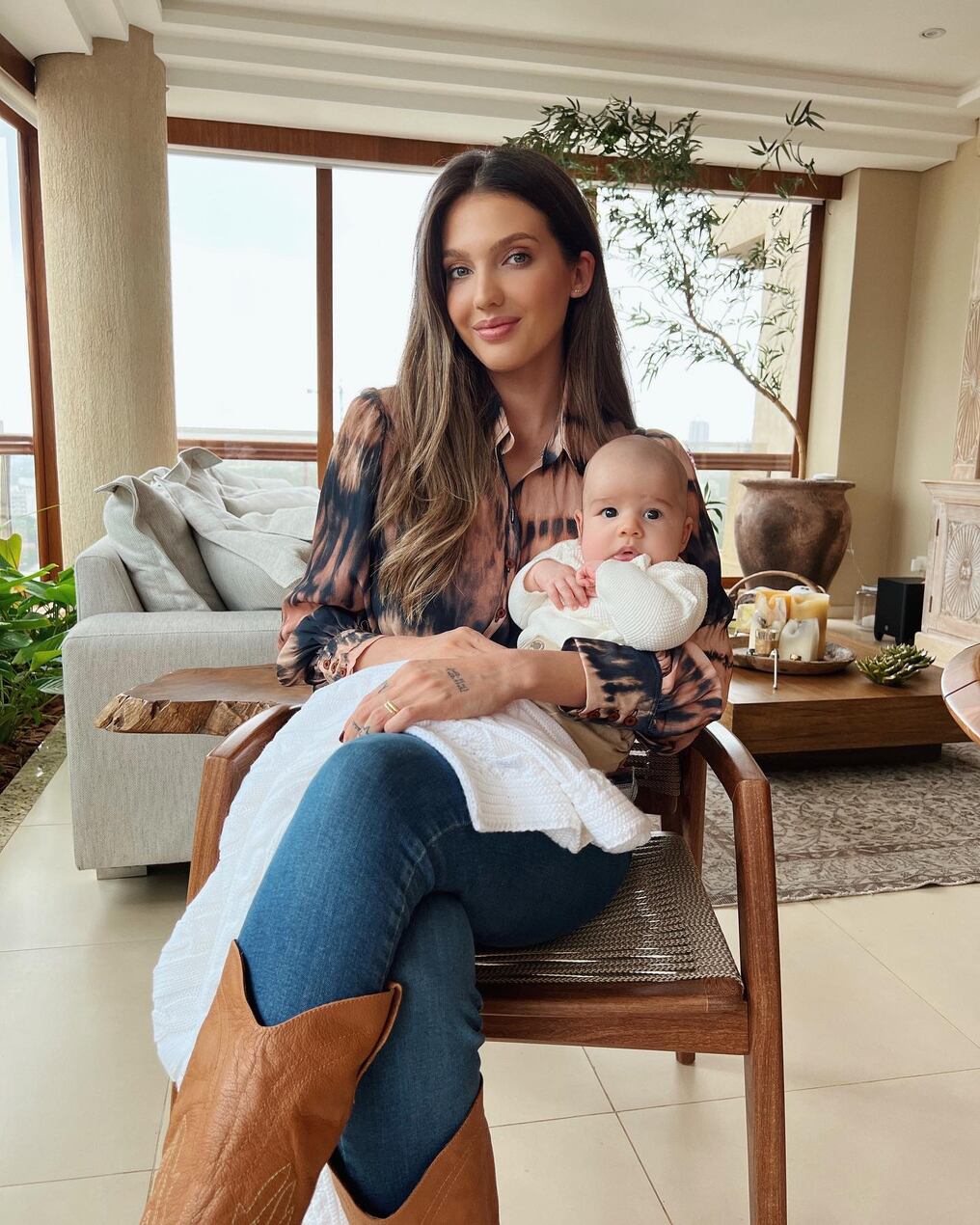 La artista e influencer había dado a luz a su primer hijo en marzo pasado, el cual se ha vuelto su adoración y protagonista principal de sus publicaciones. Foto: Gentileza
