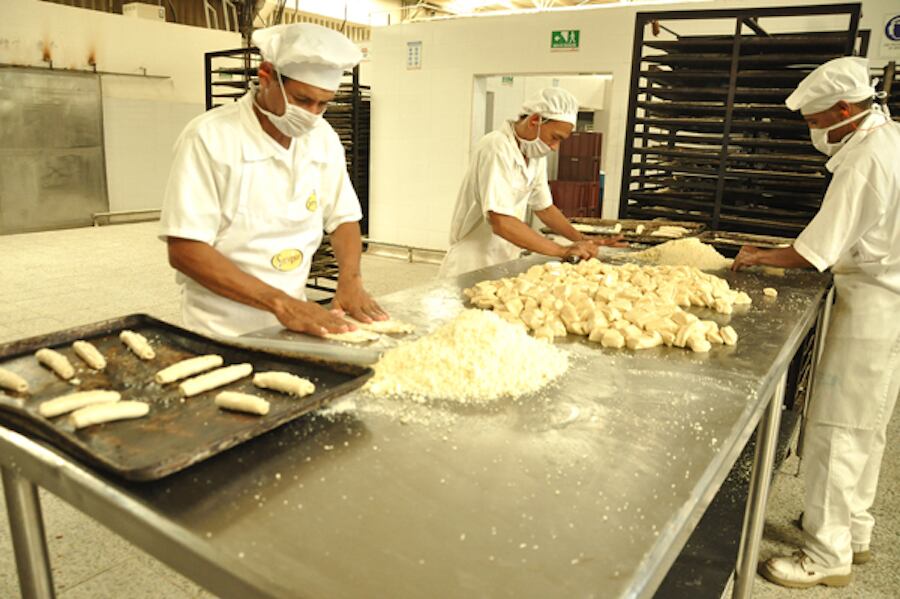 Ante la quiebra técnica en el sector, panaderos indican que cada vez van en aumento los locales cerrados. Foto: Archivo.