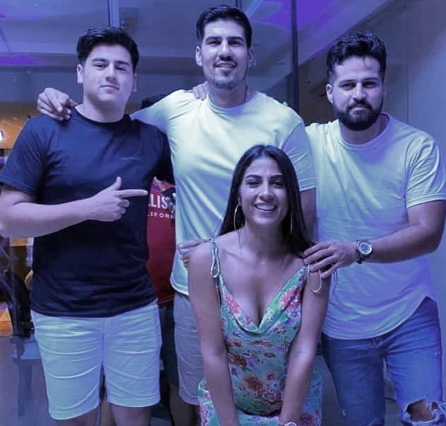Vita era la consentida de sus tres hermanos: Germán, José y Jesús. Éste último conmovió a los usuarios de Instagram con un sentido homenaje a la tristemente desaparecida modelo e influencer. Foto: Gentileza
