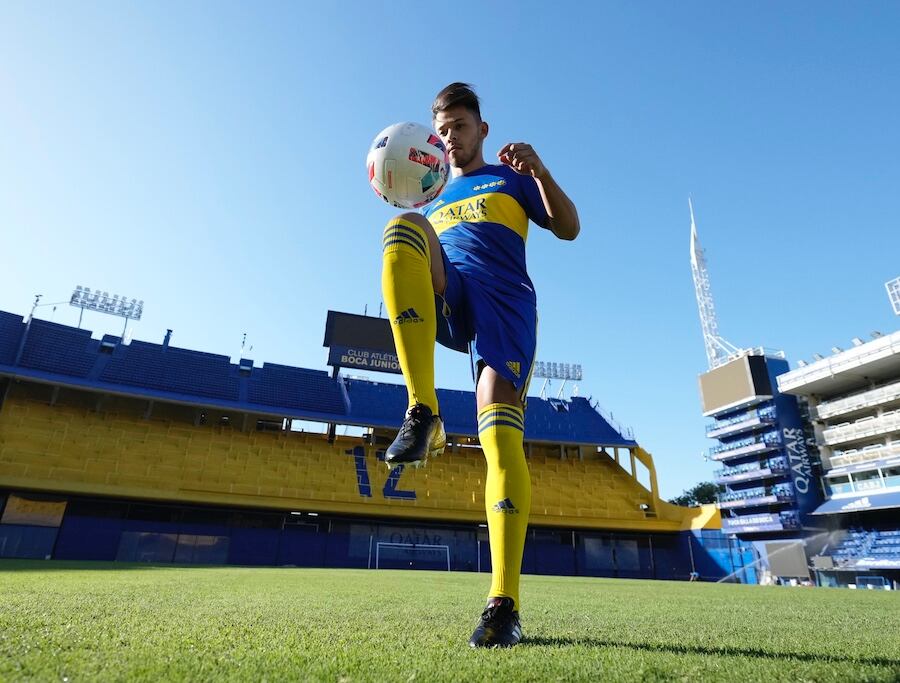 Boca aseguró a Óscar Romero, el de zurda exquisita que enamora a Román Riquelme.