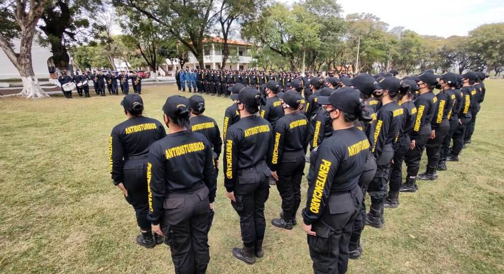 El Ministerio de Justicia investiga información sobre los más de 600 interesados en ser agentes penitenciarios. Foto: Gentileza.