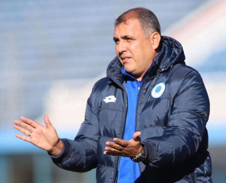 Pedro Sarabia, entrenador.