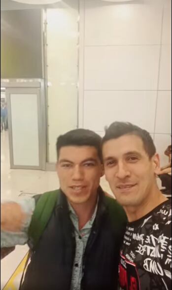 Alder Alcides ya llegó a Madrid para iniciar su gira europea. Foto: Facebook.