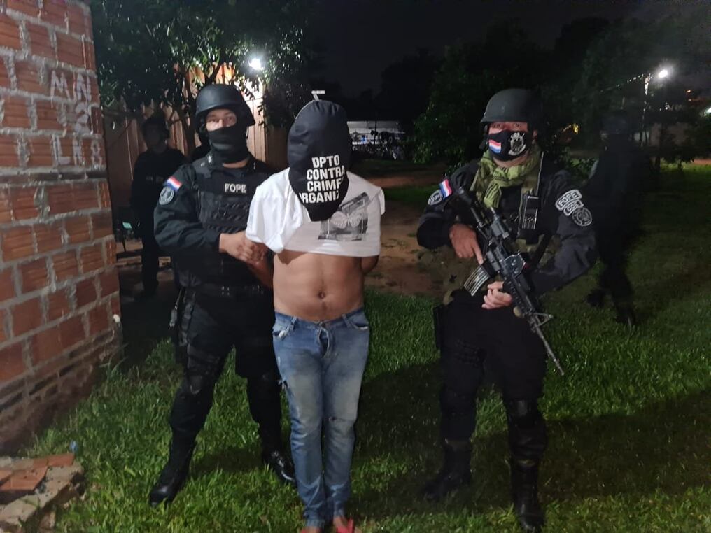 El hombre se encontraba con su pareja al momento de su detención en una vivienda ubicada en Luque. Foto: Gentileza.