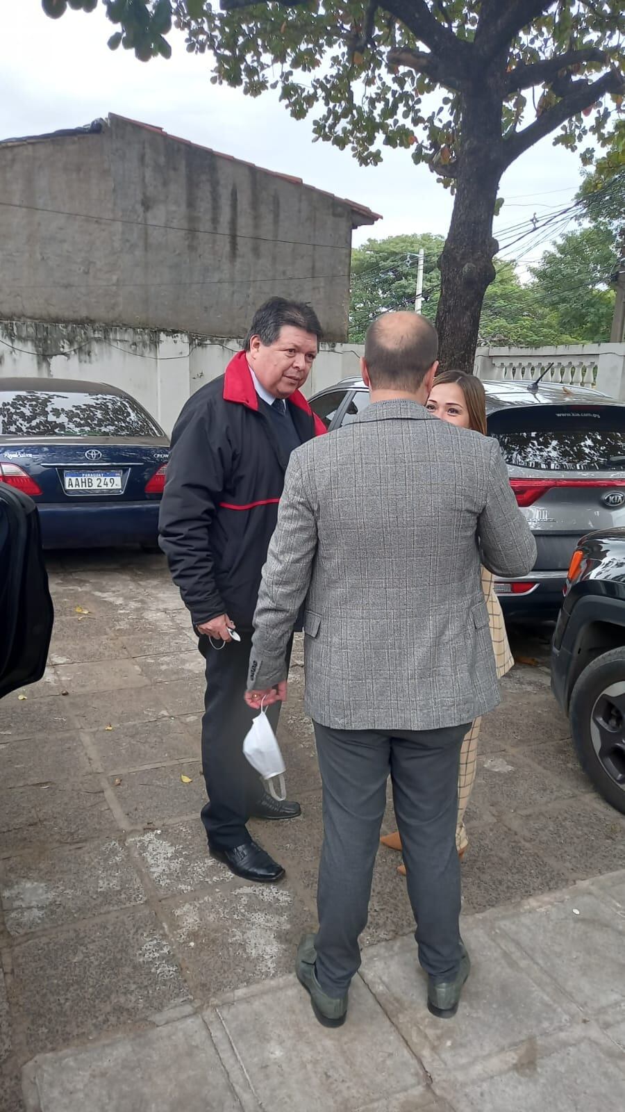 El fiscal Alfredo Ramos Manzur imputó a dos hermanas por la muerte de su propia madre y pidió la prisión de las mismas. Foto: Gentileza.