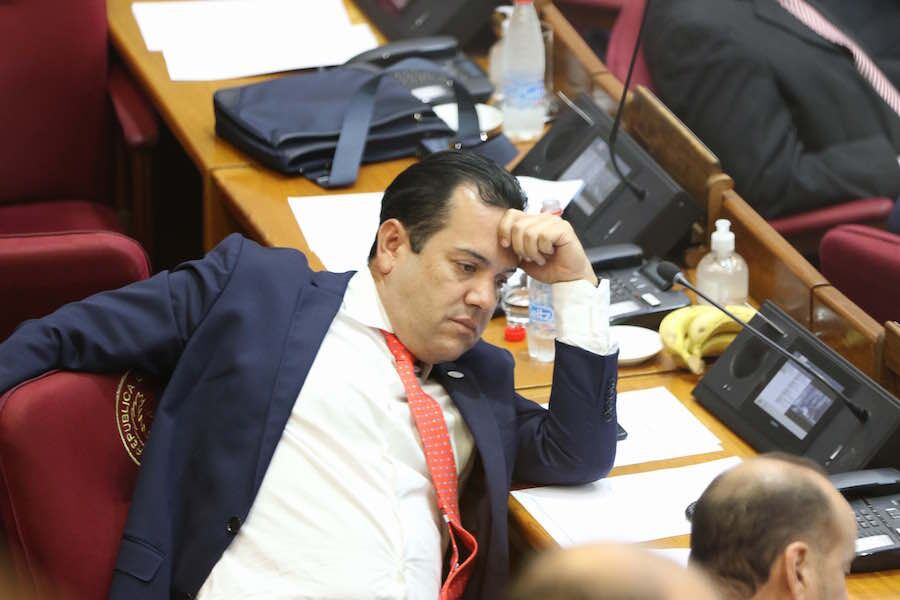 Rodolfo Friedmann ya comunicó al presidente del Senado sobre su renuncia y volverá a ocupar su curul. Foto: Archivo.