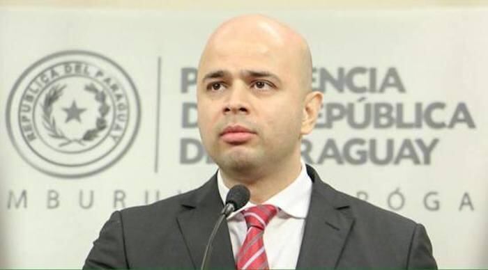 El exministro de Justicia, Éver Martínez cuestionó el proyecto presentado por el Poder Ejecutivo y pidió dar respuesta a la crisis sanitaria. Foto: Archivo.