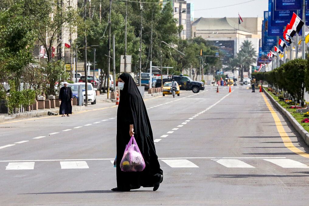 Desde el inicio de la pandemia 905.000 iraquíes han sido contaminados por el coronavirus, de los que 14.600 han fallecido. Foto: AFP.