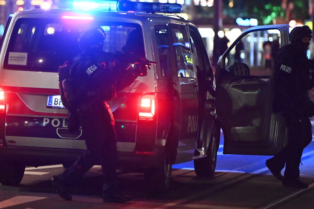 Hasta ahora se registraron 2 muertos y 15 heridos en un ataque en la capital de Austria. Foto: AFP.