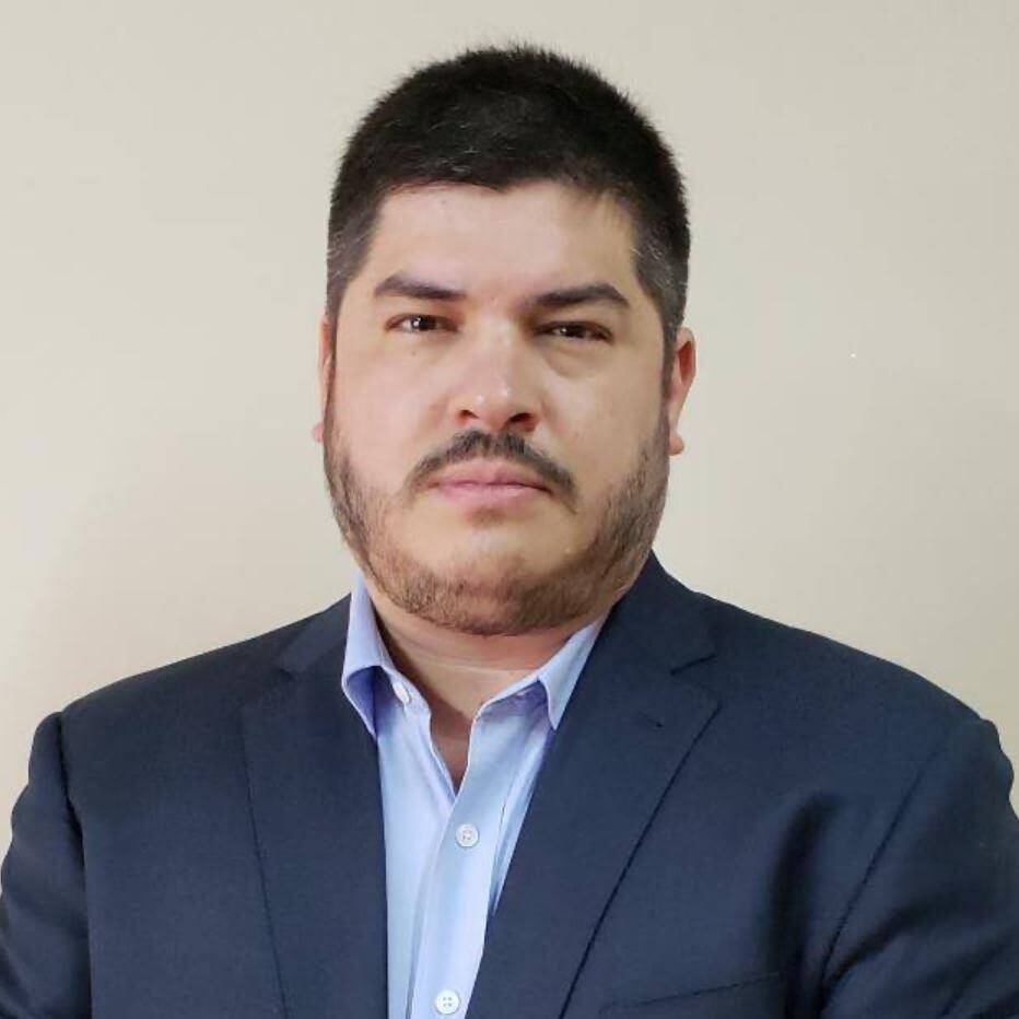 La postura del demandado, de contar la línea de ribera desde el espejo de agua, era abiertamente ilegal, afirma el abogado Ezequiel Santagada. Foto: Gentileza.