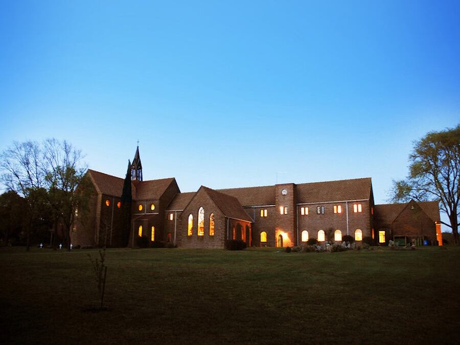 Monasterio Trapense de Azul, Argentina. ¿El comandante Paul Tibbets estuvo allí en vida monacal?