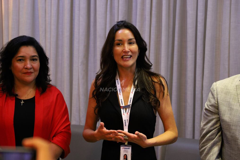 Verónica Marambio, gerente comercial de mercados internacionales y desarrollo regional, explicó que este medio de transporte es altamente seguro y confiable, el cual ya está bastante desarrollado en Estados Unidos y Europa. Foto: Christian Meza.