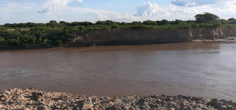 Los trabajos, divididos en tres lotes, abarcan un frente de más de 450 km aproximadamente, en línea recta desde El Hito 1 (Esmeralda) hasta el Estero Patiño. Foto: Gentileza.