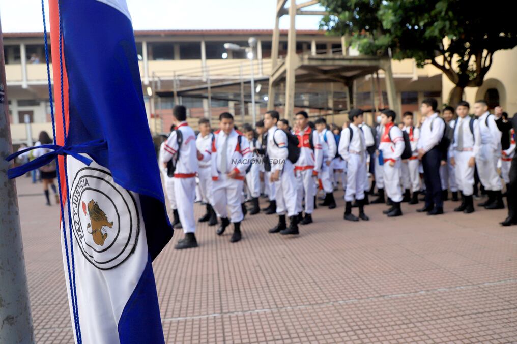 El centro de estudiantes 23 de Octubre pidió mejoras en la institución, así como capacitación para docentes. Foto: Roberto Zarza.