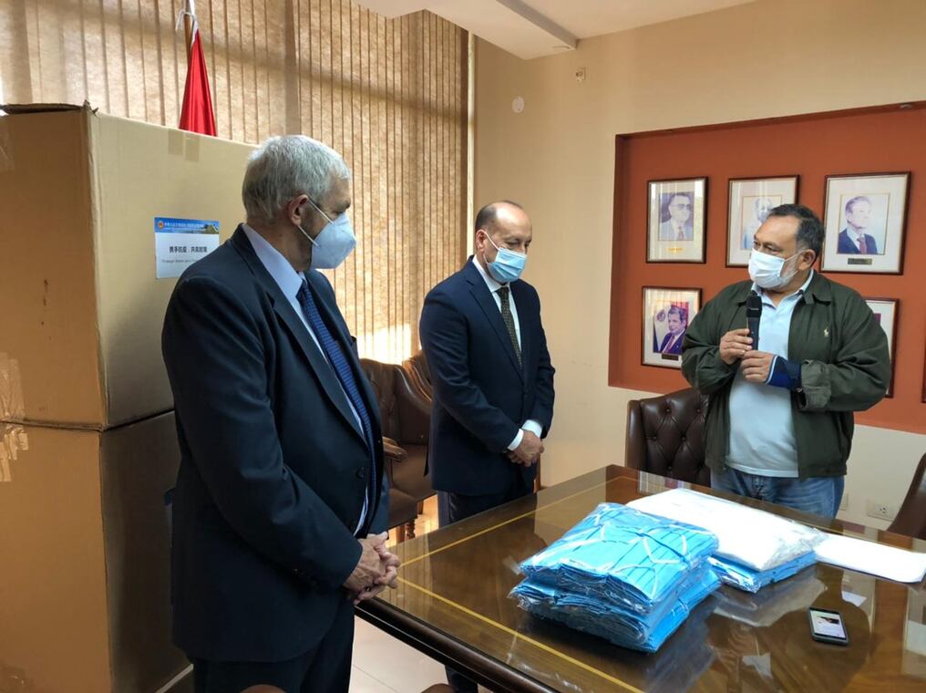 Esta ayuda se suma a 700 kilos de insumos médicos que llegaron el año pasado al país, a través del consulado chino en Sao Paulo. Foto: Gentileza.