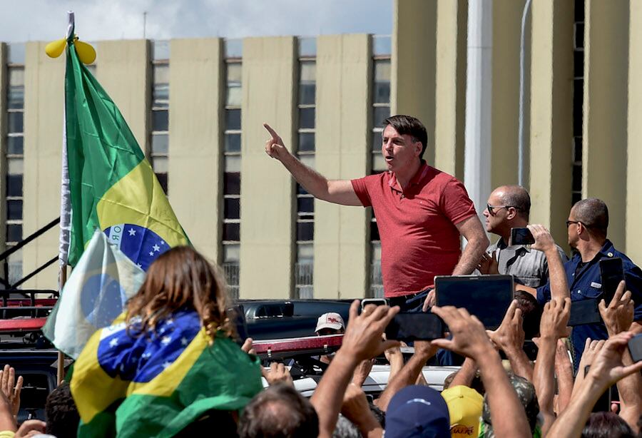 Desde el inicio de su gobierno en 2019, el mandatario brasileño mantiene además relaciones tirantes con la prensa, a la que suele tratar con desprecio. Foto: AFP.