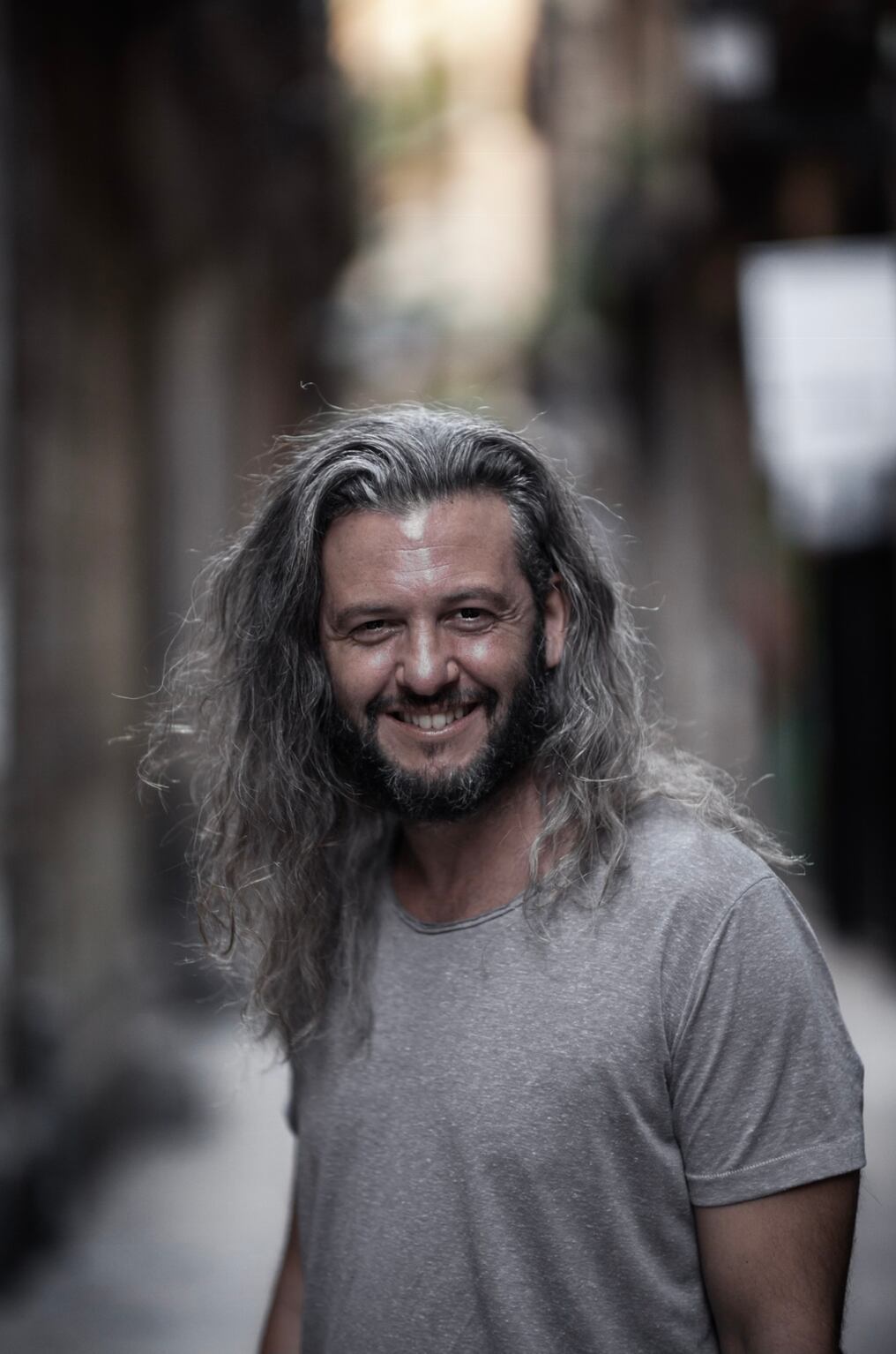 Tras años de residir en Paraguay, Mauricio Jortack dará una pausa en su carrera de actuación para cumplir un sueño, prepararse para ser doblajista y actor de voz durante el 2022. Foto: Gentileza.