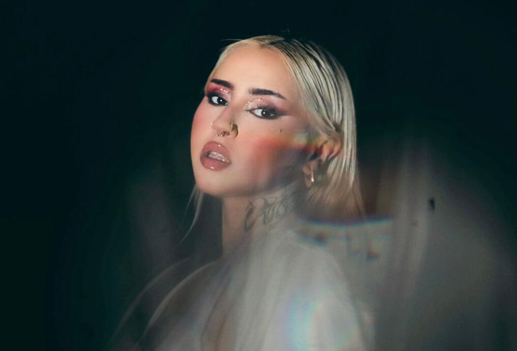 Chels estrena su nuevo tema y video “Aurora”