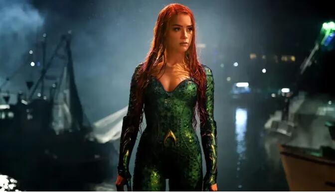 Tras batalla legal, la actriz Amber Heard reapareció en Aquaman. Foto: Twitter.