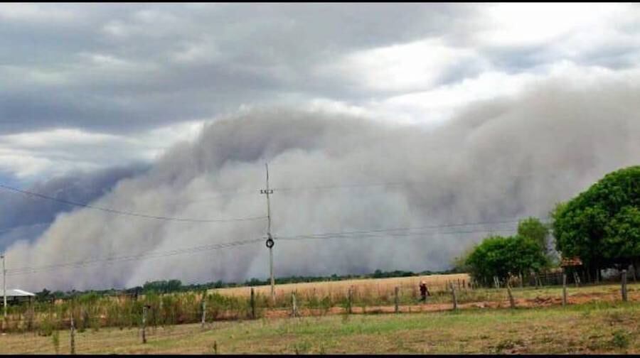 El presidente de la Sociedad Paraguaya de Neumología, José Oviedo, mencionó que en lo posible la gente no debe exponerse a la alta contaminación existente en el ambiente. Foto: Gentileza.