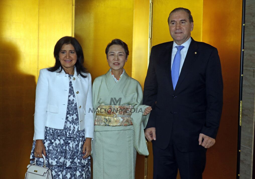 La embajadora resaltó el gran potencial encontrado en el país para las inversiones y el comercio, con lo cual celebró el constante intercambio de experiencias entre Paraguay y Japón. Foto: Néstor Soto.