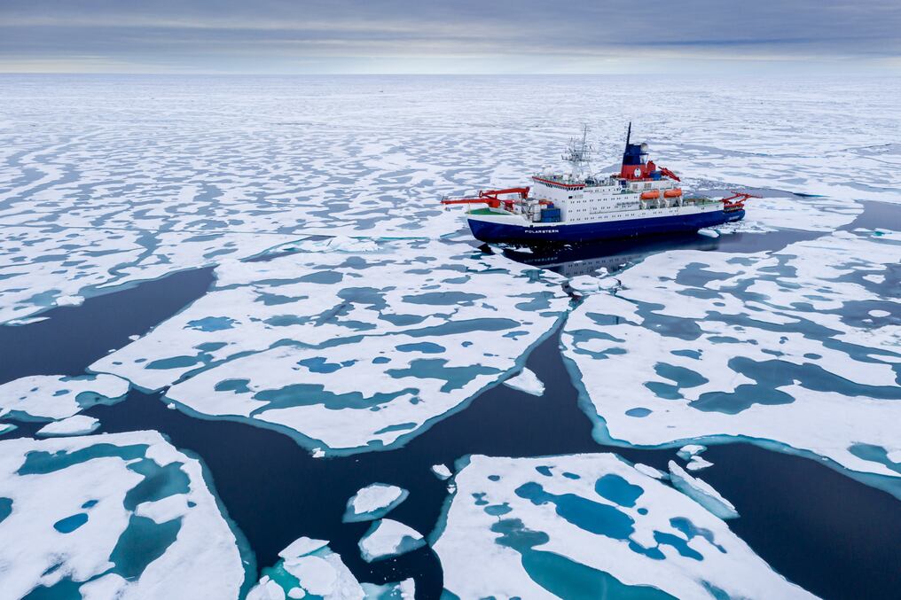 Al término de 389 días en el mar, el rompehielos "Polarstern" regresó a Alemania, con una preocupación por el cambio climático. Foto: MOSAIC.