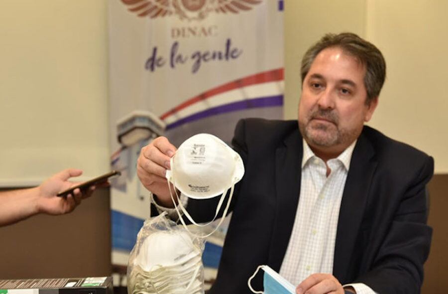 Édgar Alberto Mel­garejo Ginard, extitular de la Dirección Nacional de Aeronáu­tica Civil (Dinac), está acusado por lesión de confianza por la compra de tapabocas de oro. Foto: Gentileza.