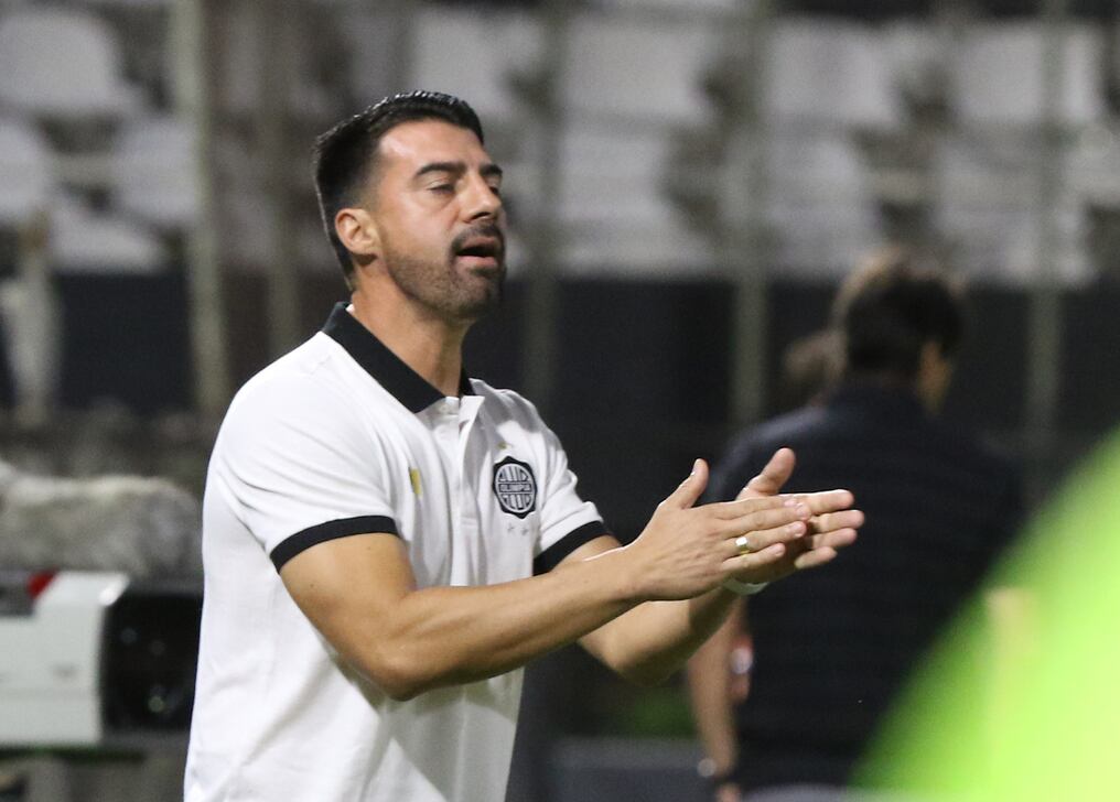 Julio César Cáceres.