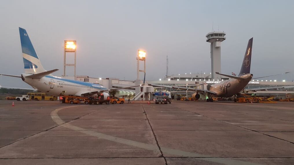 Una de las exigencias para estar habilitado a abordar un avión será la tenencia de un certificado que acredite que el pasajero está libre de COVID-19. El documento deberá ser expedido 72 horas antes del vuelo planificado. Foto: Gentileza.