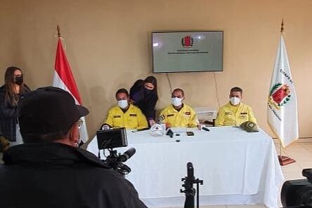 El CBVP brindó una conferencia de prensa para informar sobre los incendios. Foto: Facebook.