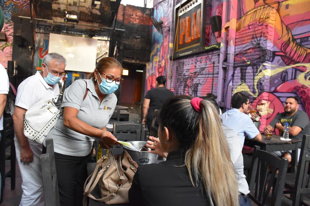 La iniciativa busca concientizar a las personas a no conducir bajo efectos del alcohol durante las fiestas de fin de año. Foto: Gentileza.