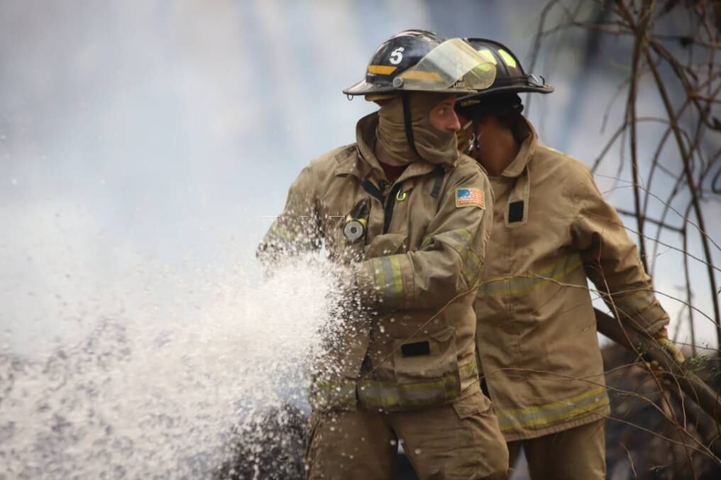 El Estado tiene una materia pendiente con los bomberos en cuanto a recursos y oportunidades de capacitación. Foto: Jorge Jara.