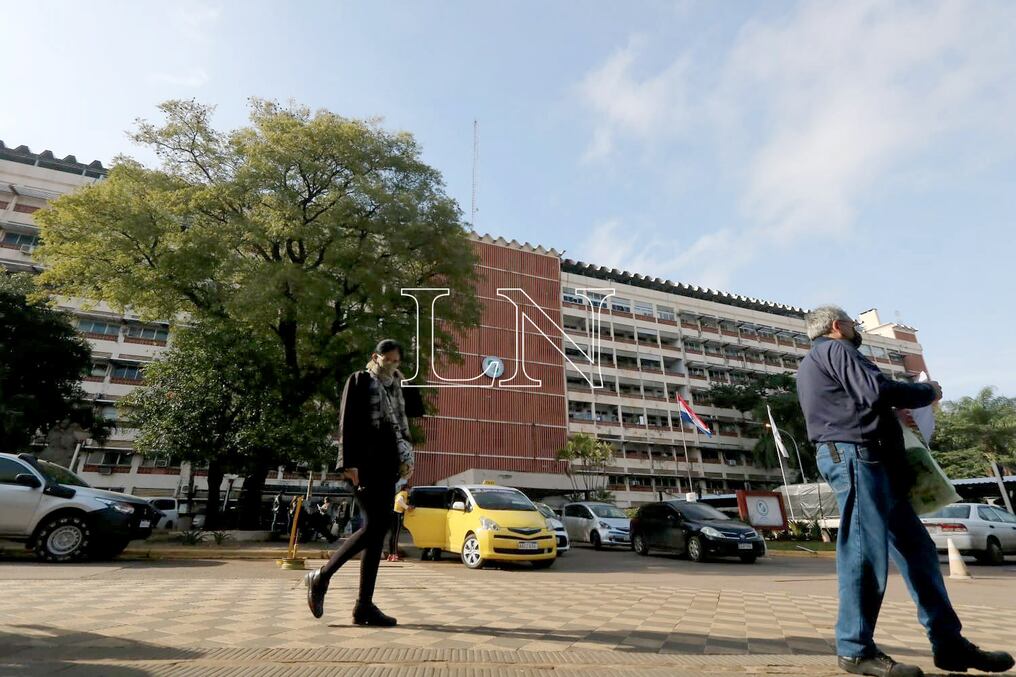Asegurados del Instituto de Previsión Social (IPS) denuncian falta de medicamentos, principalmente aquellos con cuadros respiratorio y enfermos crónicos. Foto: Archivo (Ilustrativa).