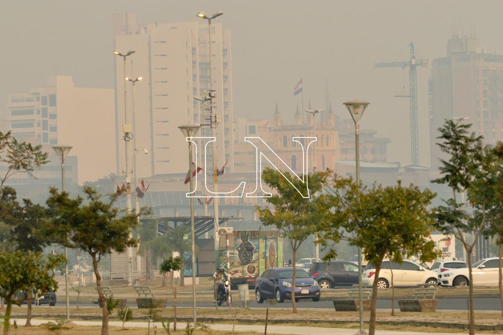Las mediciones señalan que la varios barrios entre Asunción y el área metropolitana son los que están con una calidad del aire entre peligrosa y muy insalubre. Foto: Pánfilo Leguizamón.