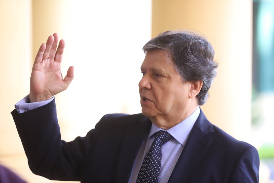 El ministro Euclides Acevedo dijo Mazzoleni debe centrarse en la lucha contra el virus. Foto: Archivo