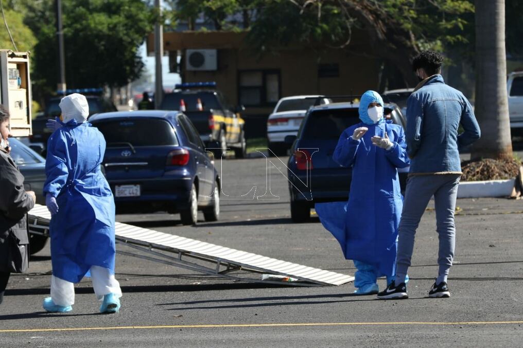 Hasta el momento, el 67% de los confirmados corresponde a personas procedentes del distrito de San Roque González de Santa Cruz. Foto: Christian Meza.