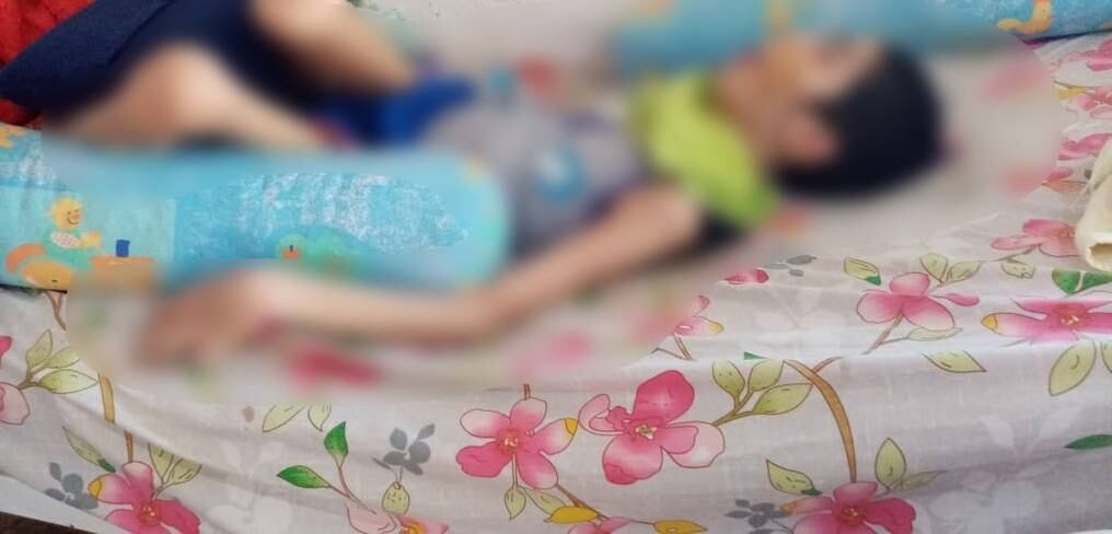 Mamá apela a la solidaridad para su hijo, solicita un aire acondicionado usado para su hijo que sufre de convulsiones a causa del calor extremo. Foto: Gentileza.