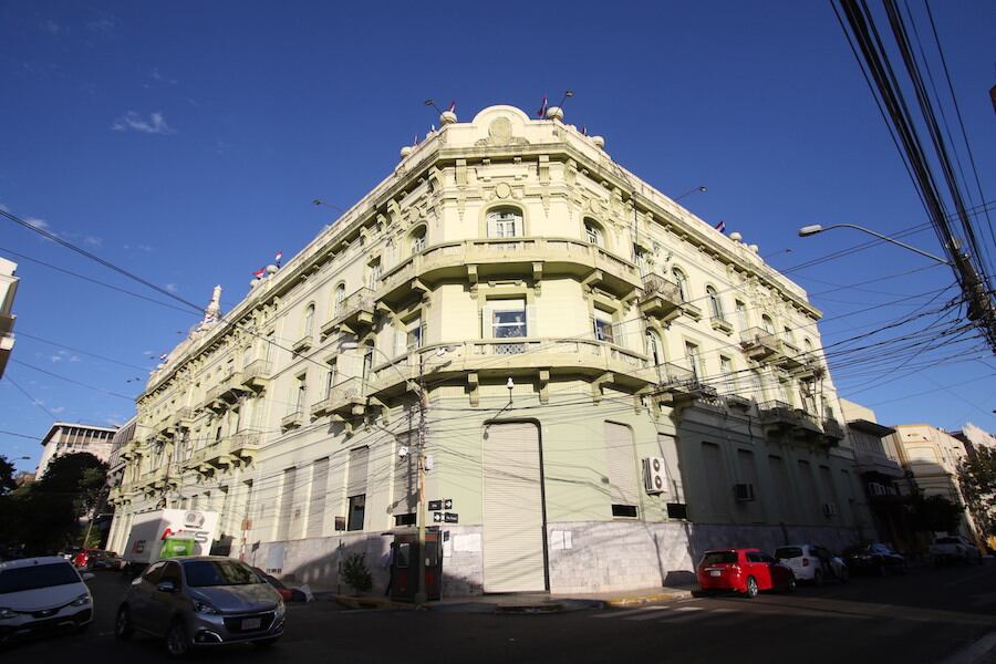 El objetivo del proyecto de ley es reordenar el marco jurídico de toda la función pública e implementar la tan anhelada carrera del servicio civil sobre la base de la integridad, idoneidad, meritocracia, imparcialidad, transparencia, eficacia y eficiencia en la gestión estatal. Foto: Archivo.