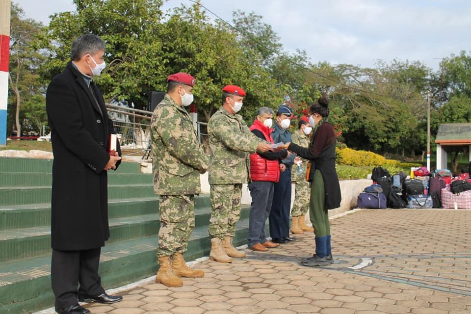 Al inicio de la pandemia, las unidades militares fueron utilizadas como albergues para quienes retornaban al país y ahora podrían ser como una extensión de los hospitales. Foto: Gentileza.