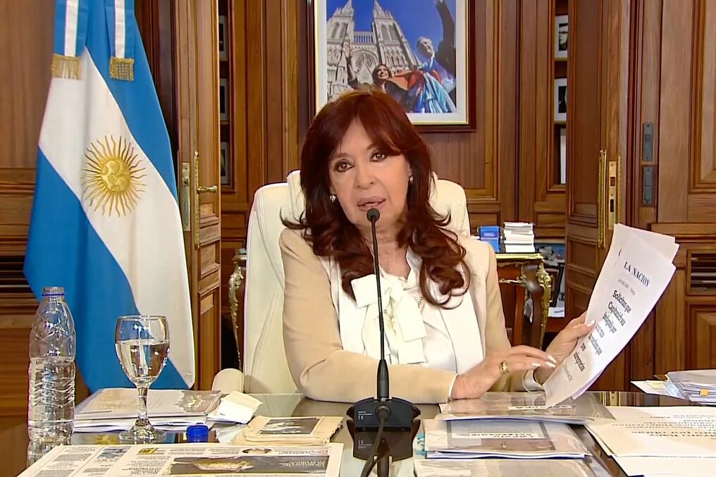 El juez Sebastián Casanello fundamentó su decisión en la petición de sobreseimiento de la vicepresidenta argentina, presentada por el fiscal del caso. Foto: AFP