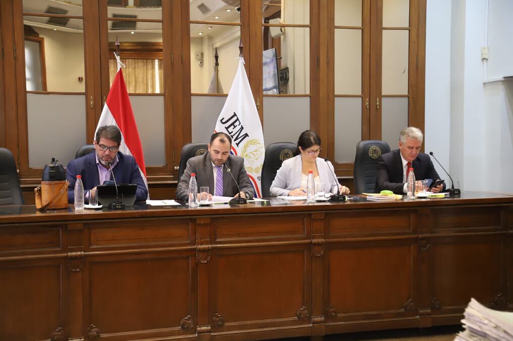 El JEM designó a los fiscales acusadores que van a seguir investigando y dentro del plazo correspondiente se tendrá que presentar el requerimiento final. Foto: Gentileza.