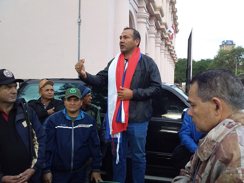 Cecilio Ferreira indicó que luego de dejar el sacerdocio, hace 2 años, sentía la necesidad de estar comprometido con la gente, y por eso siente que su postulación al cargo de diputado es una cuestión vocacional. Foto: Gentileza.