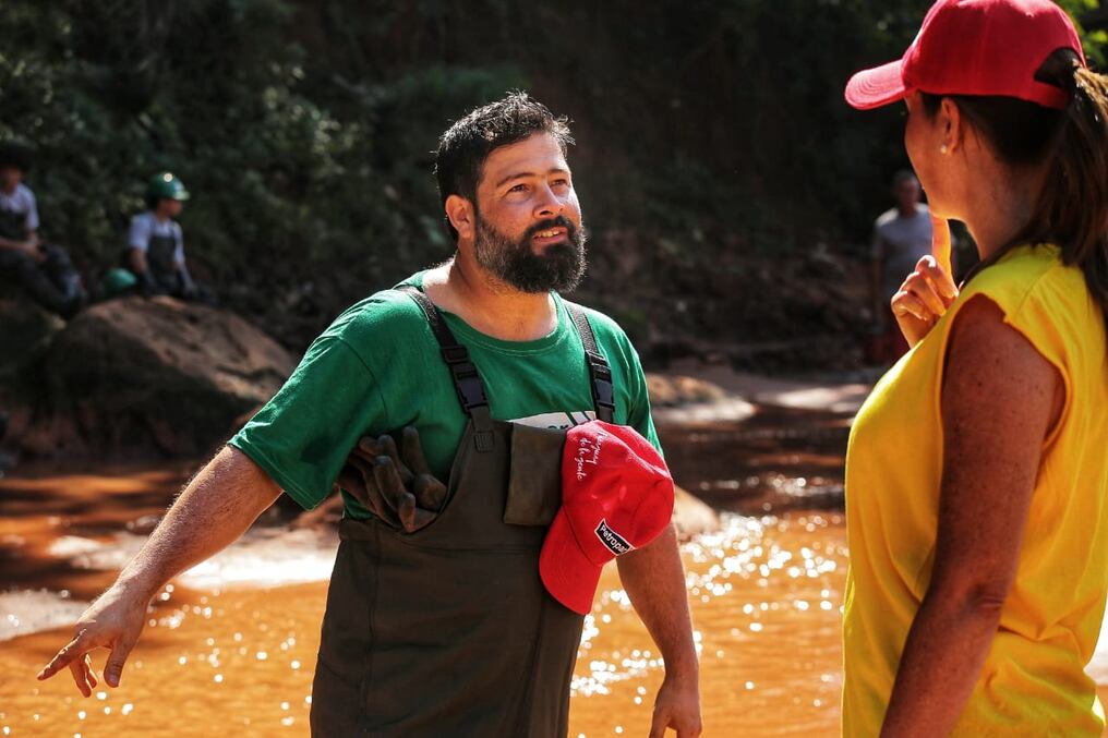 El candidato Ariel Paredes asegura que iniciar una gestión por la comunidad es una manera de demostrar la gestión que podría llevar adelante si logra una curul en la Junta Municipal de Villa Elisa. Foto: Gentileza.